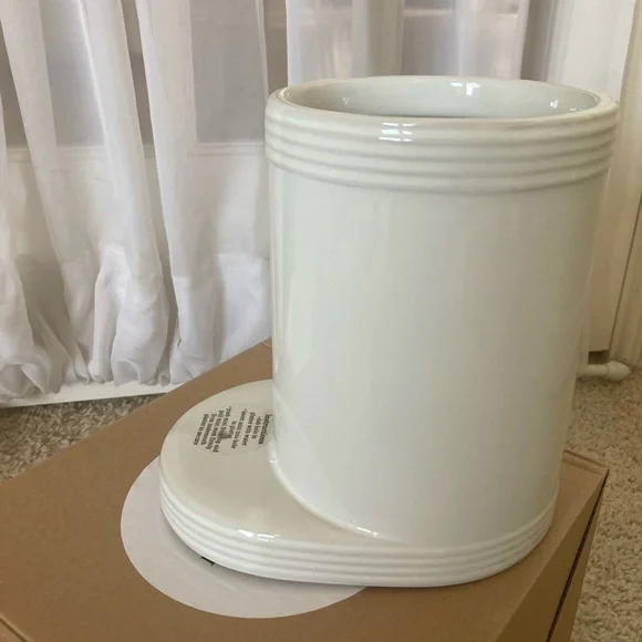 Nora Fleming Kitchen Utilities Holder - Picture 5 of 7